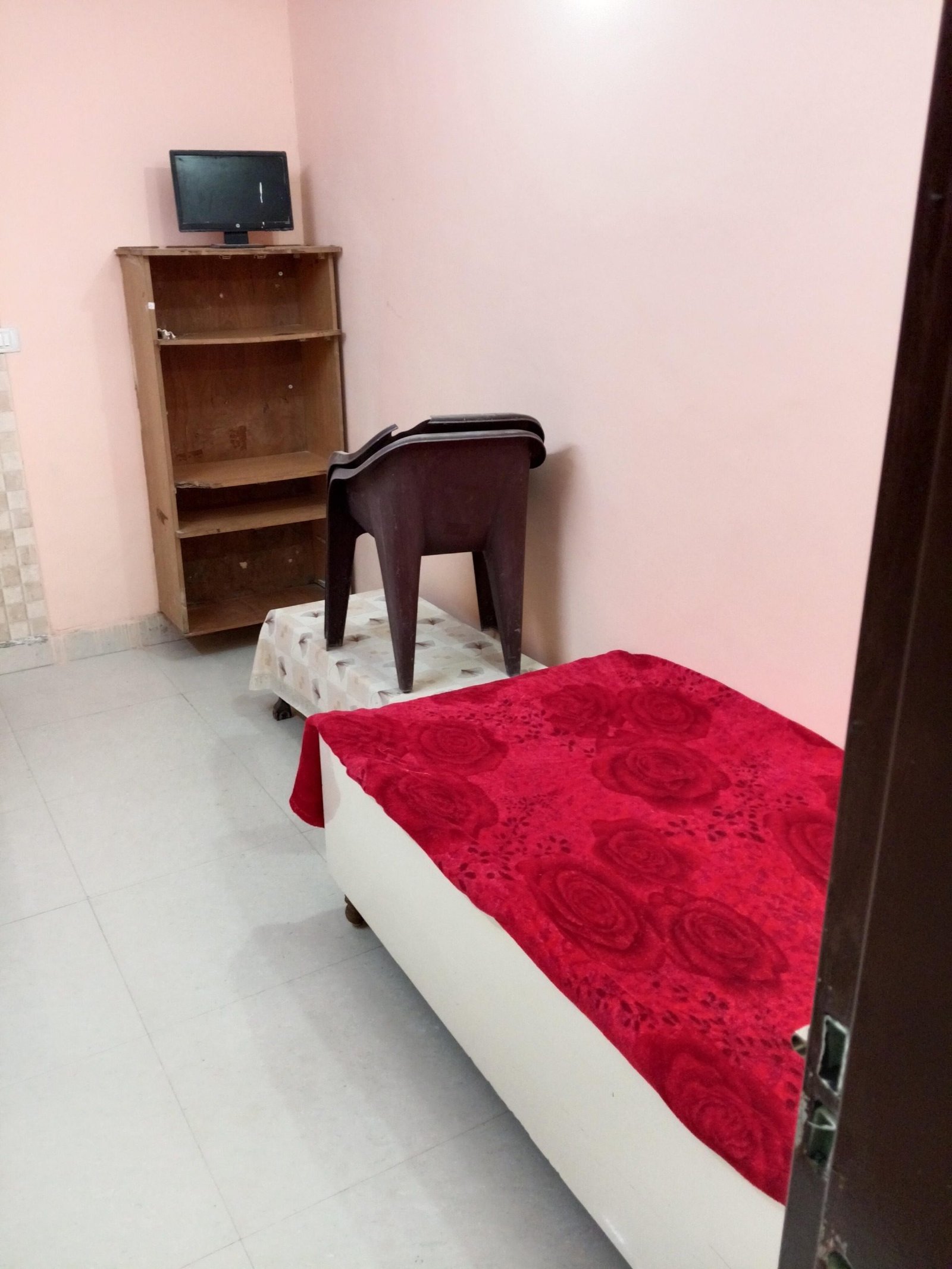 1 RK Flats for rent in Block N South City 1, Gurgaon 2