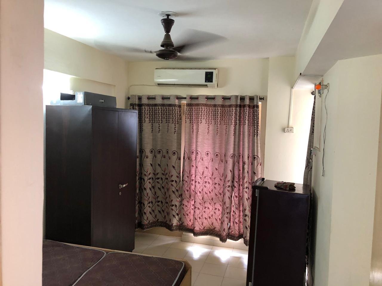 1 RK Flats in Sector 42, Gurgaon 2