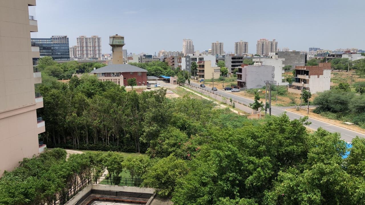 1 RK Flats in Sector 42, Gurgaon 3