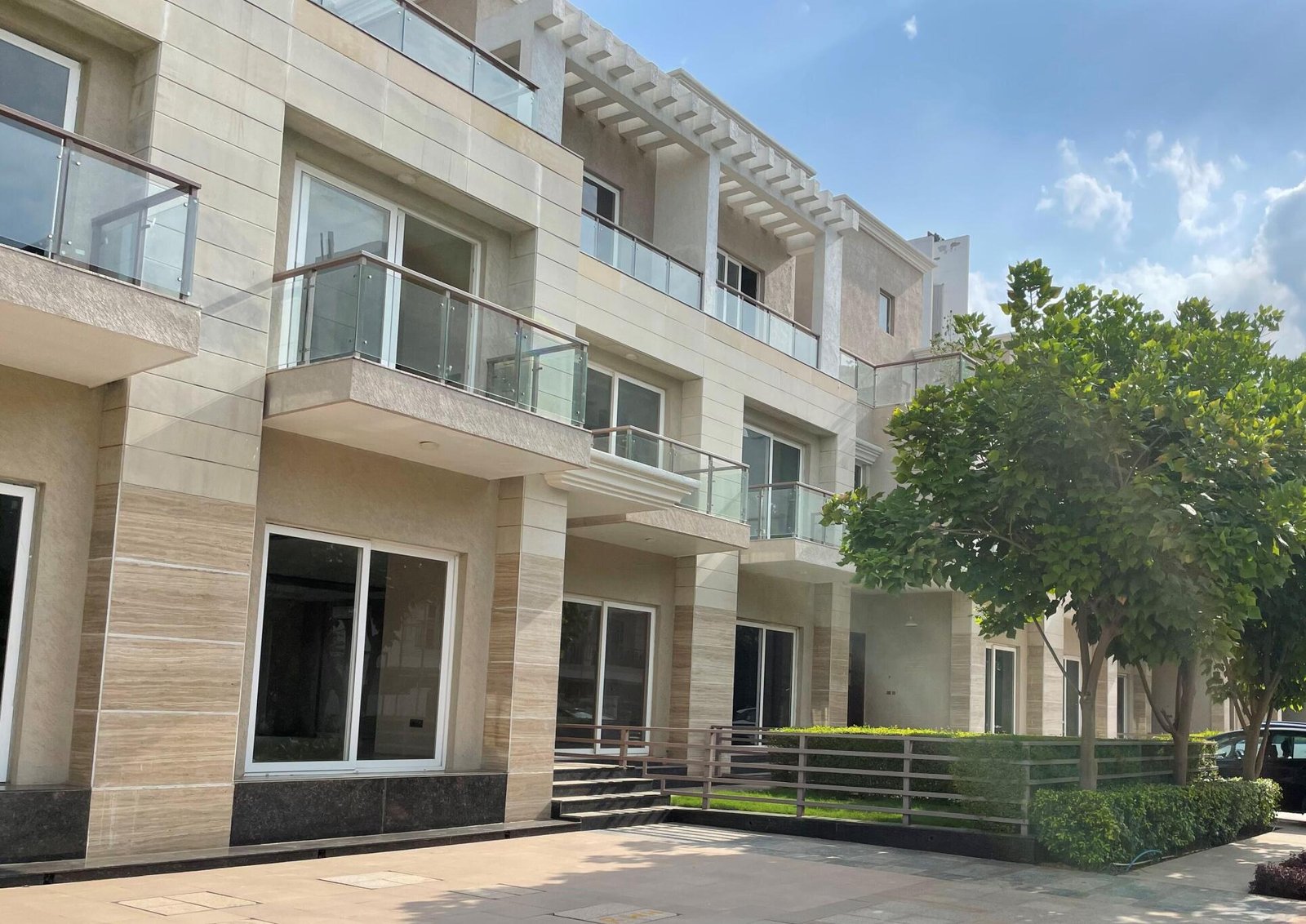 3, 4 BHK Independent Floor in Sector 70A, Gurgaon 1