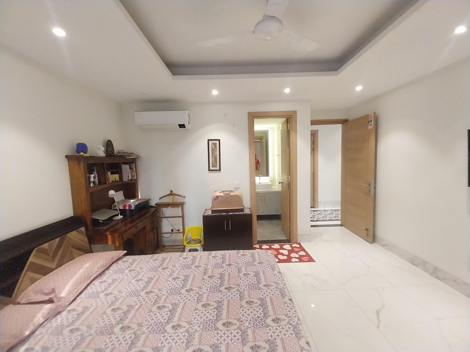 3 BHK Independent Builder Floor in Sector 15 Part 2, Gurgaon 4