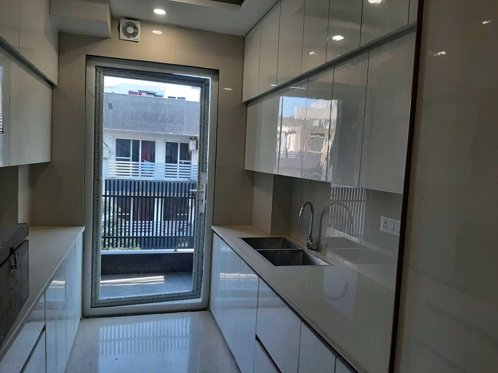 3 BHK Independent Builder Floor in Sector 45, Gurgaon 3