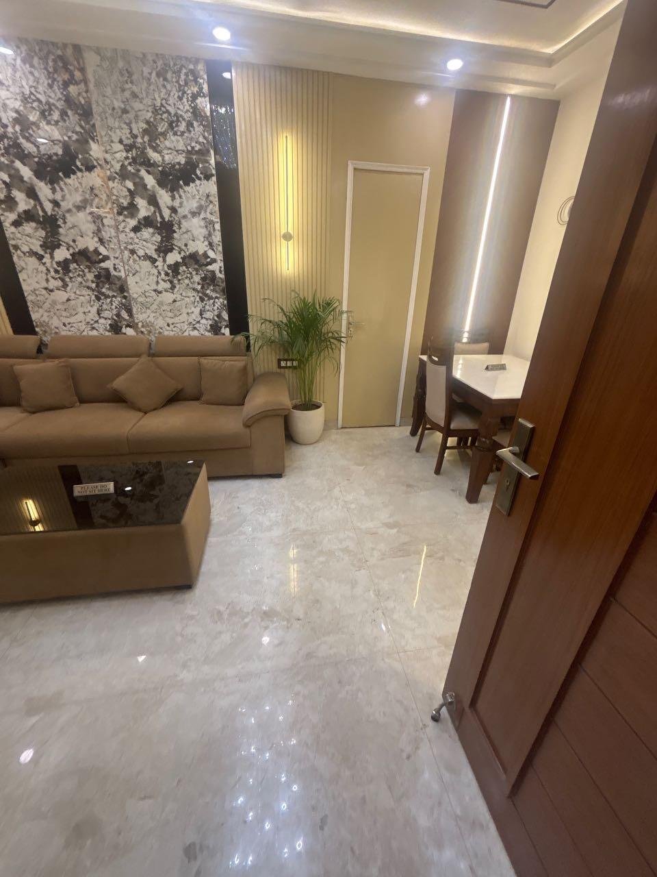 3 BHK Independent Builder Floor in Sector 70, Gurgaon 1