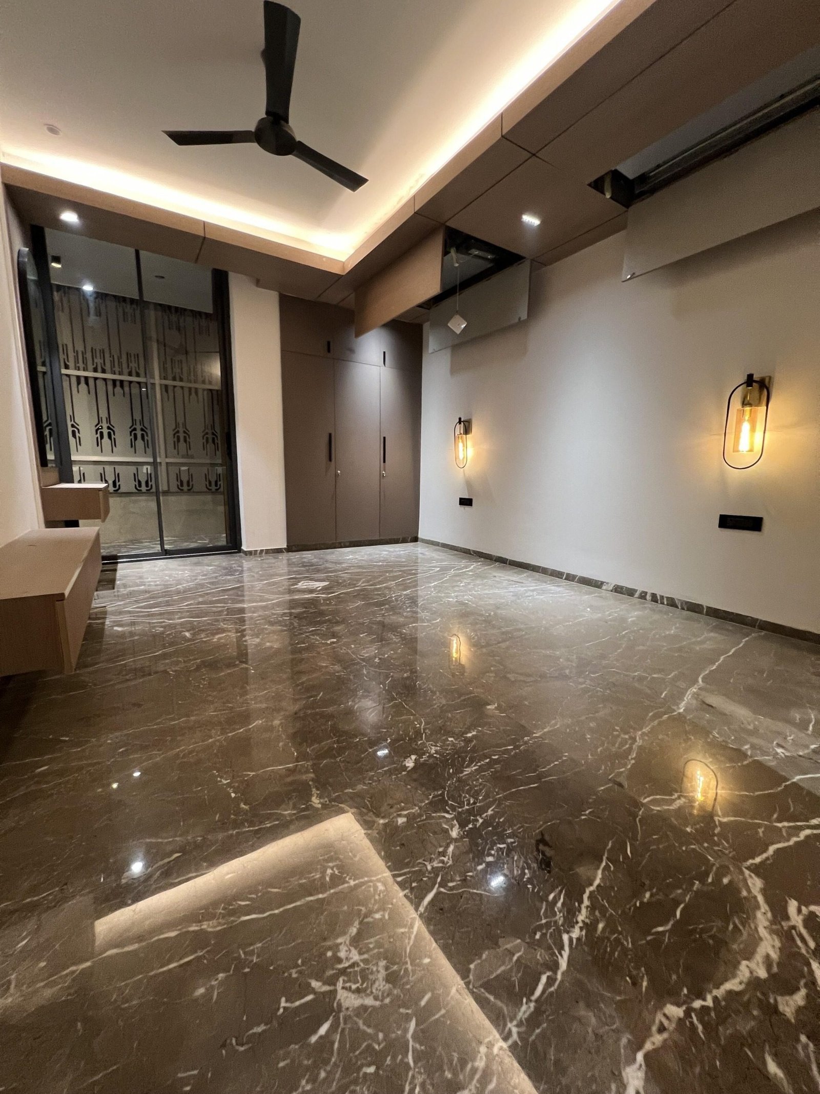 4 BHK Independent Builder Floor in DLF Phase 1, Gurgaon 3