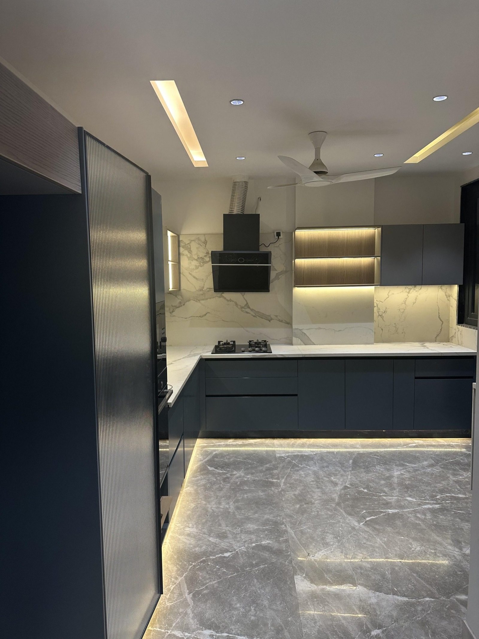4 BHK Independent Builder Floor in DLF Phase 2, Gurgaon 2