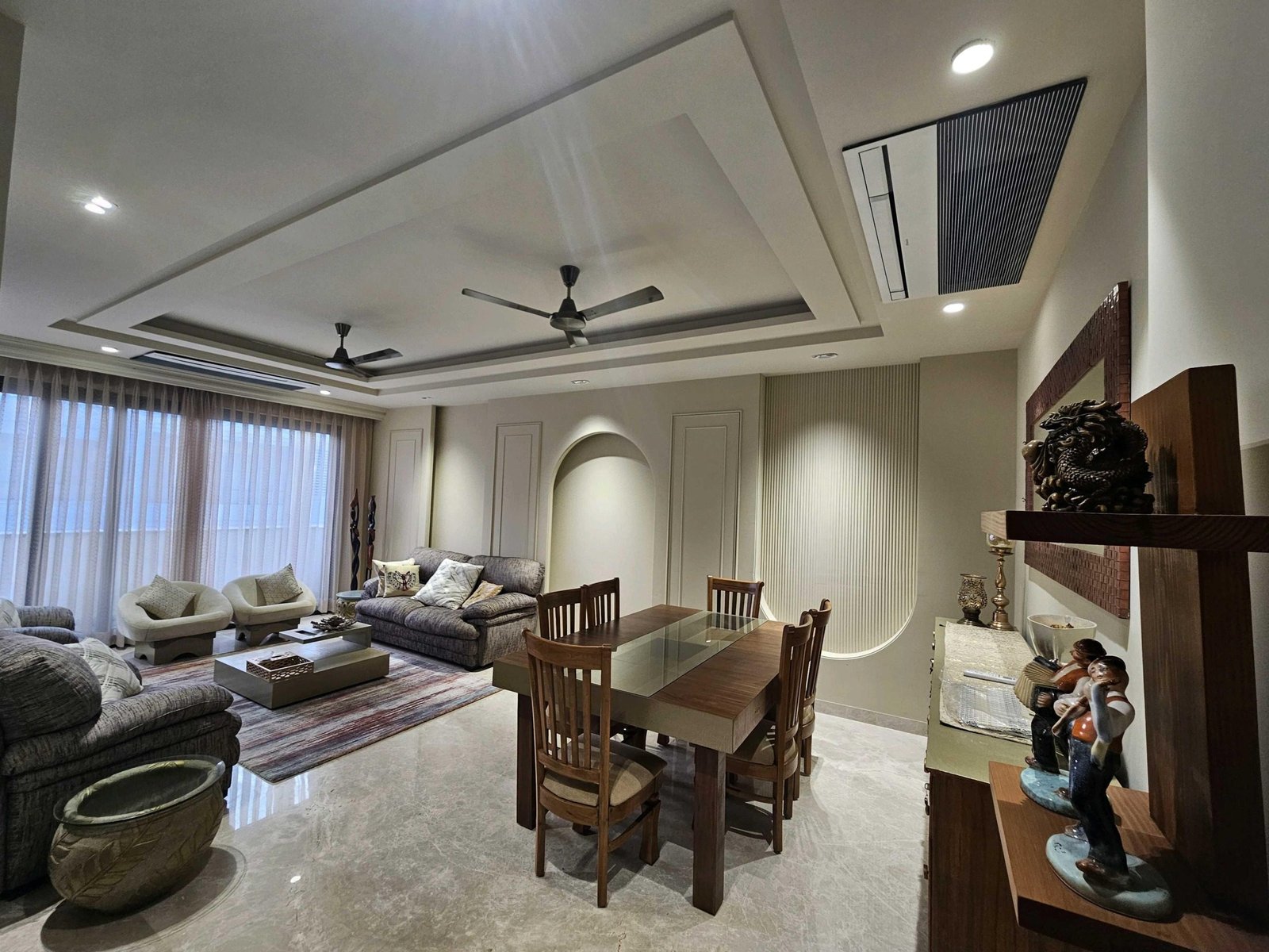 4 BHK Independent Builder Floor in DLF Phase 5, Gurgaon 4
