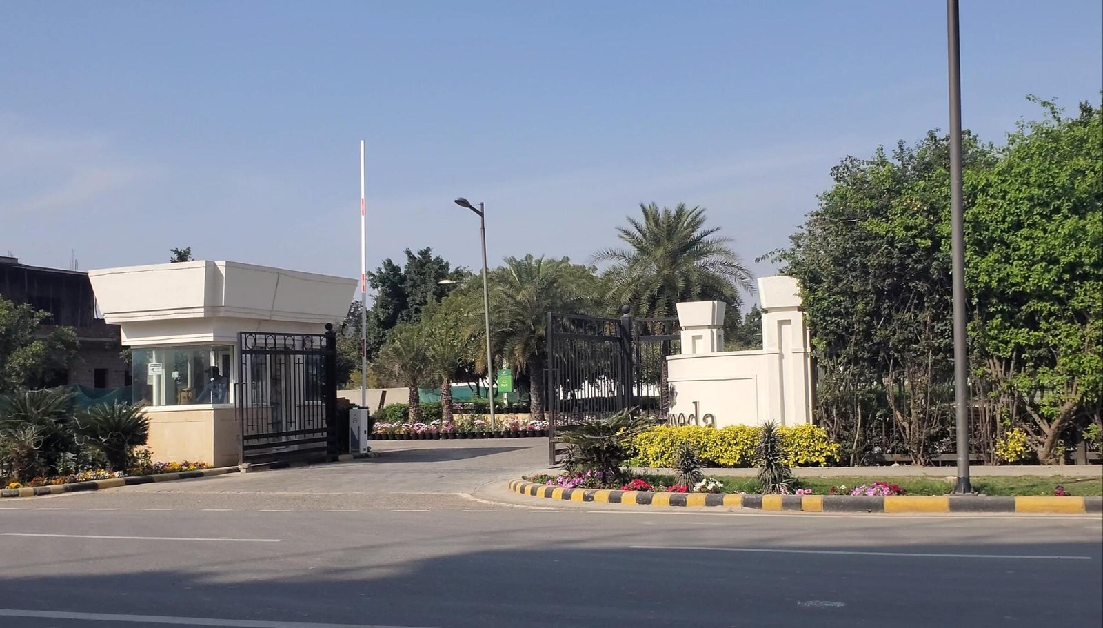 5 BHK Independent Floor in Sector 73, Gurgaon 1