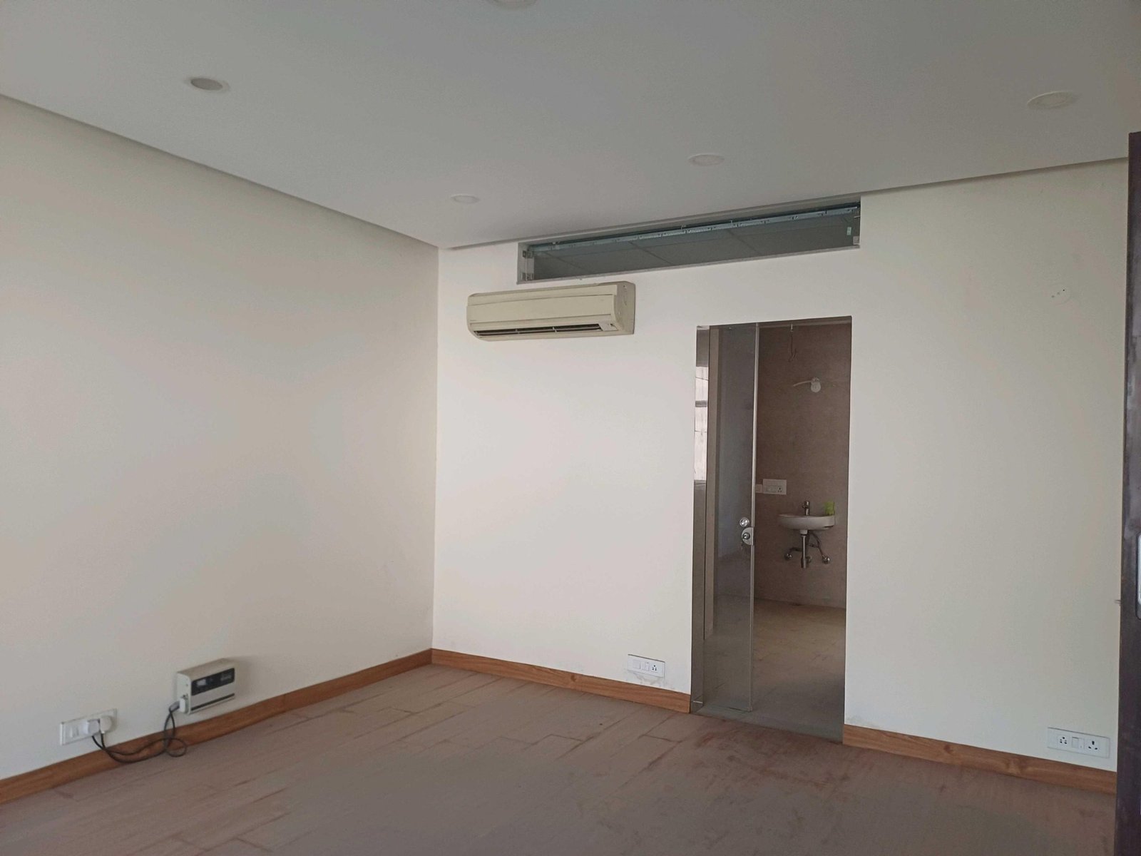 5 Bedroom House for rent in Sector 33, Gurgaon 4