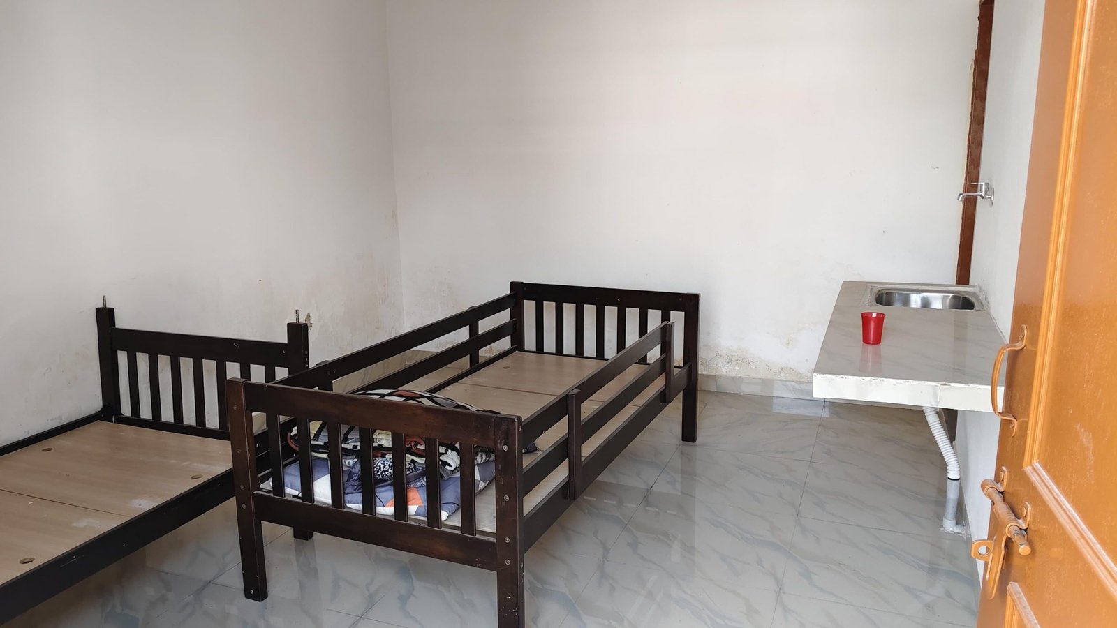 1 RK Flats for rent in Badshahpur, Gurgaon 1
