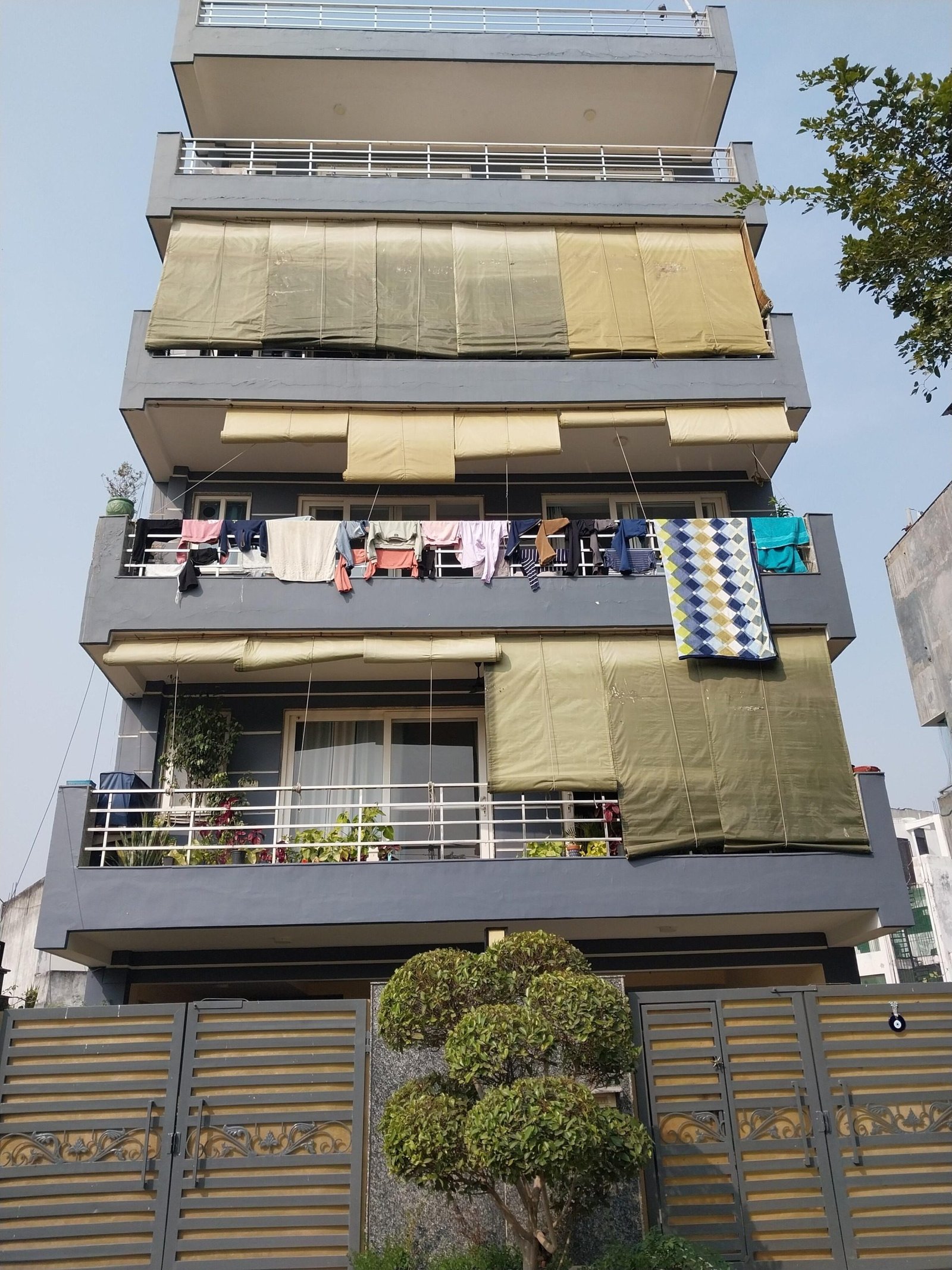 1 RK Flats for rent in DLF Phase 3, Gurgaon 004