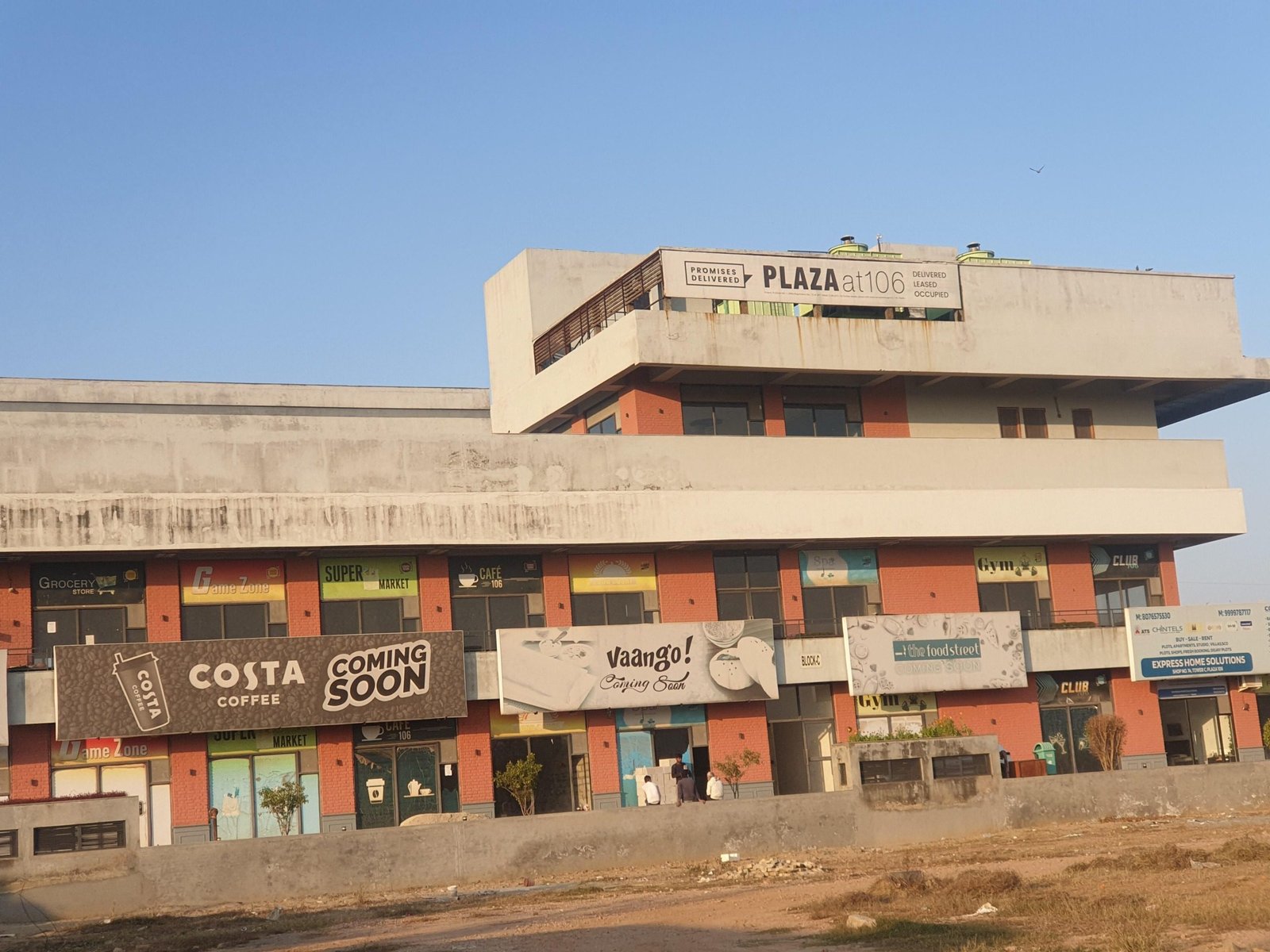 1 RK Flats for rent in Sector 106, Gurgaon 01