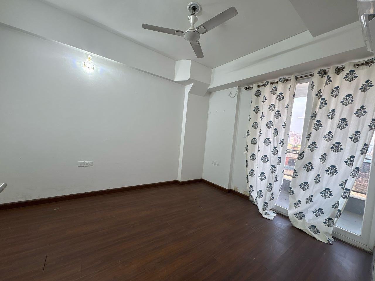 1 RK Flats for rent in Sector 106, Gurgaon 3