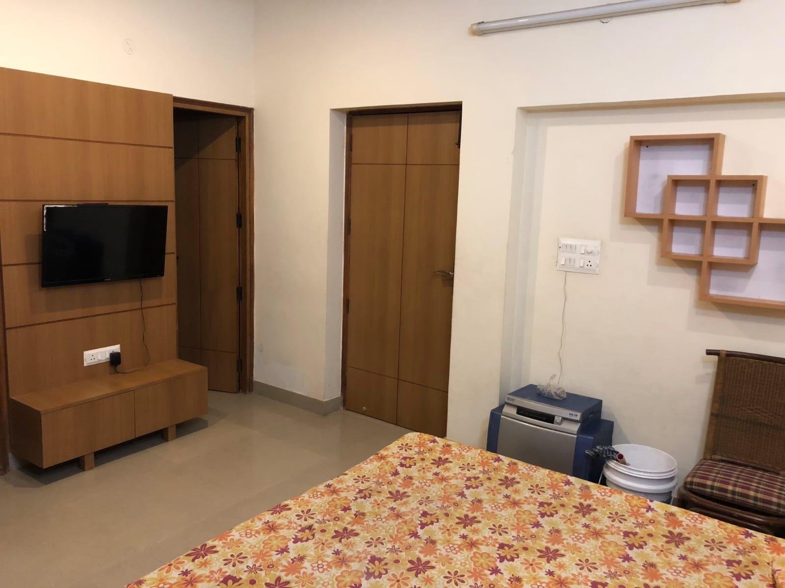 1 RK Flats for rent in Sector 23, Gurgaon 1