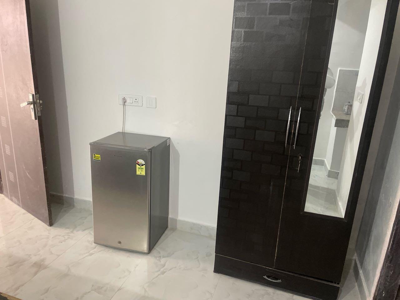 1 RK Flats for rent in Sector 48, Gurgaon00006