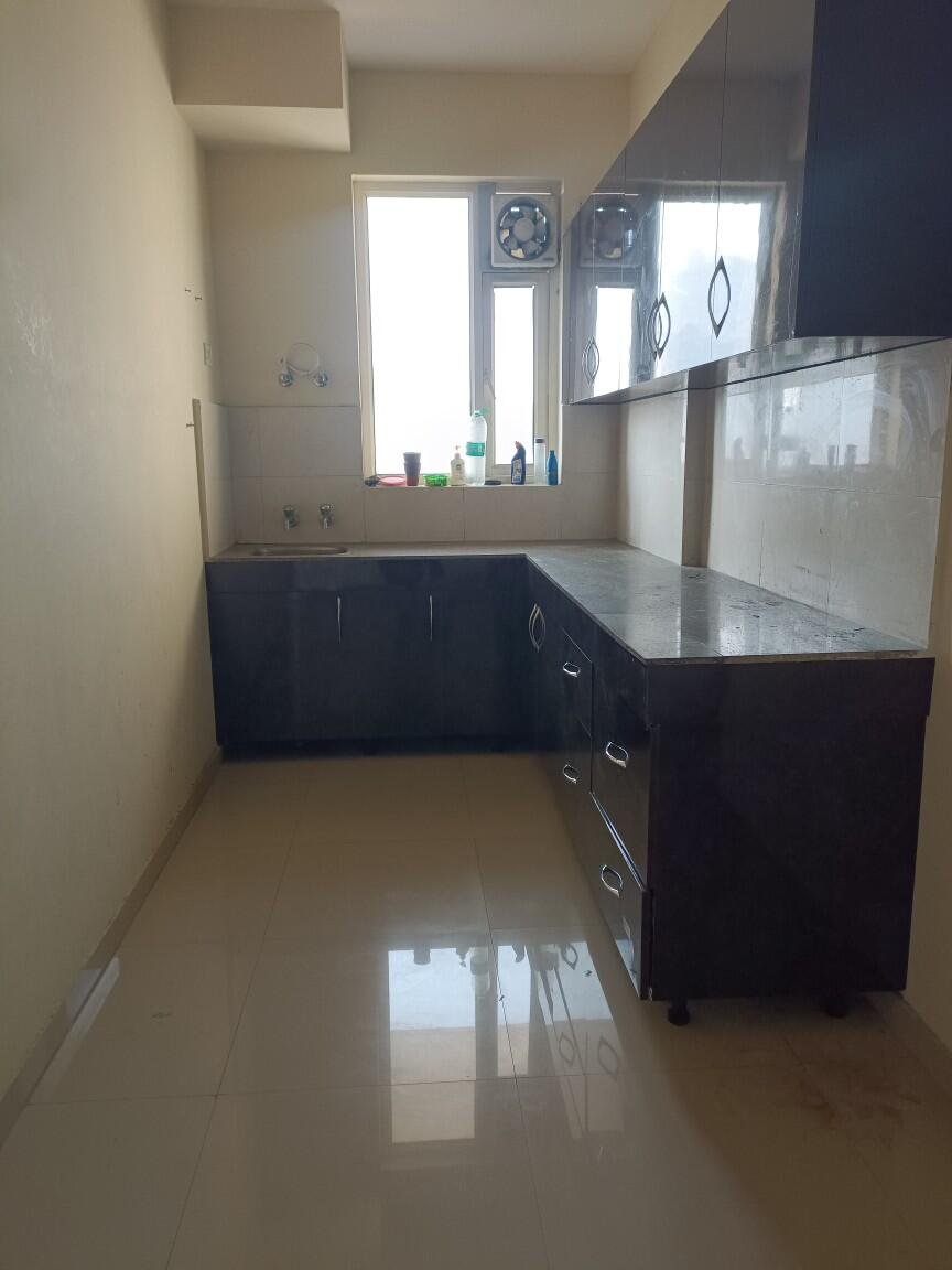 2 BHK Flat for rent in Sector 70A, Gurgaon 2