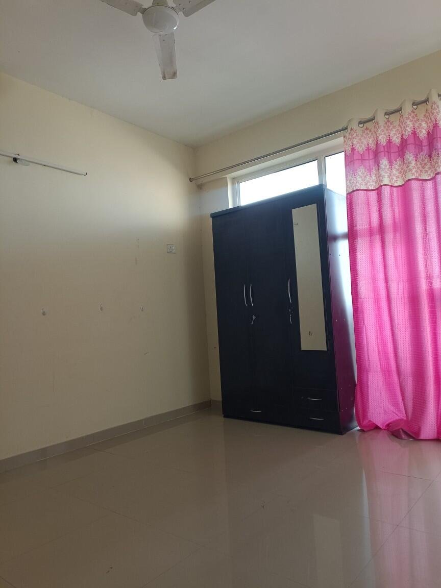 2 BHK Flat for rent in Sector 70A, Gurgaon 4