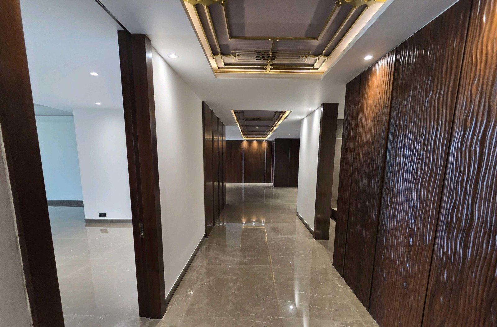 4 BHK Flat for rent in Sector 42, Gurgaon 3