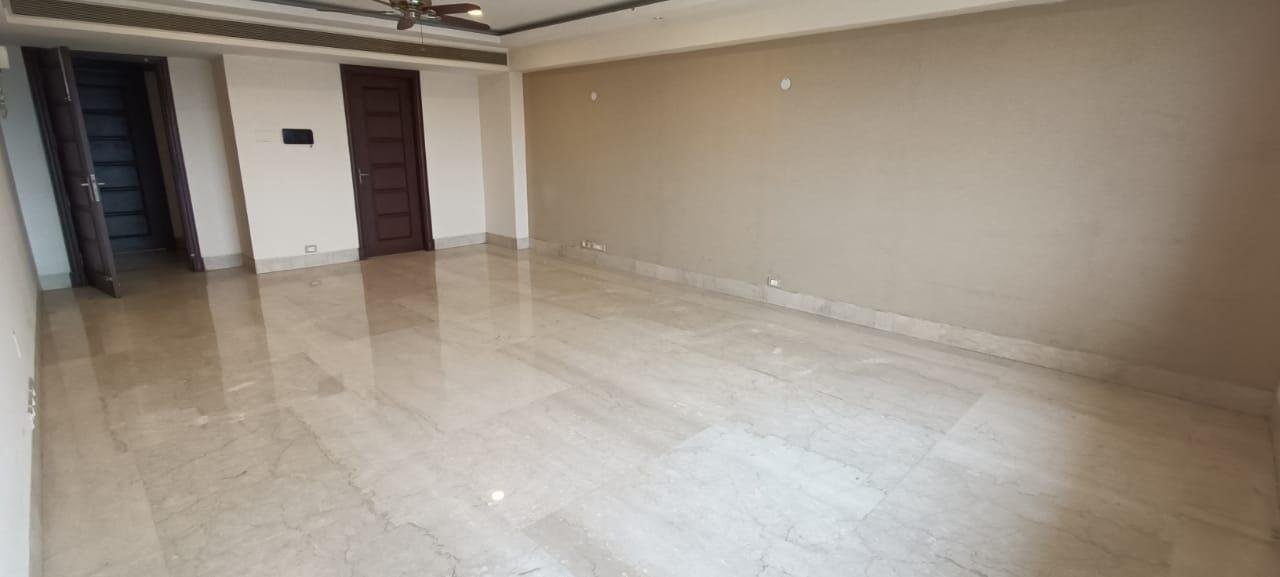 5 BHK Flat for rent in DLF Phase 3, Gurgaon 1