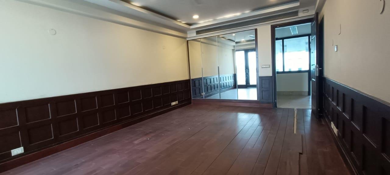 5 BHK Flat for rent in DLF Phase 3, Gurgaon 4