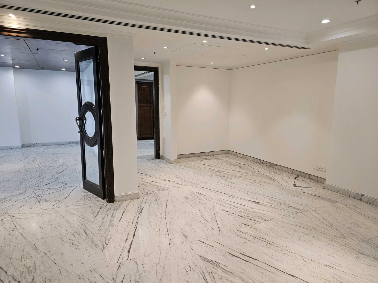 5 BHK Flat for rent in Sector 42, Gurgaon 2